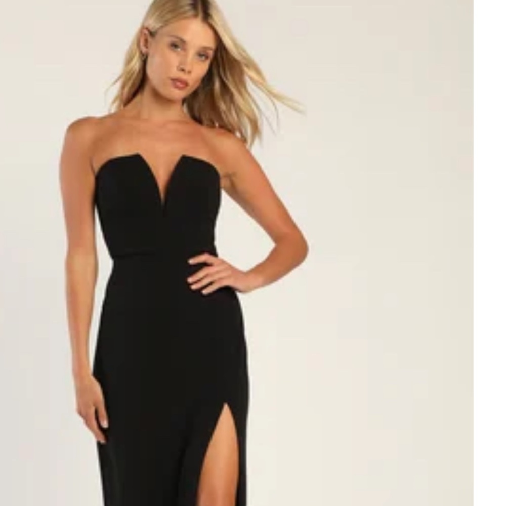 Lulus black deep V strapless dress